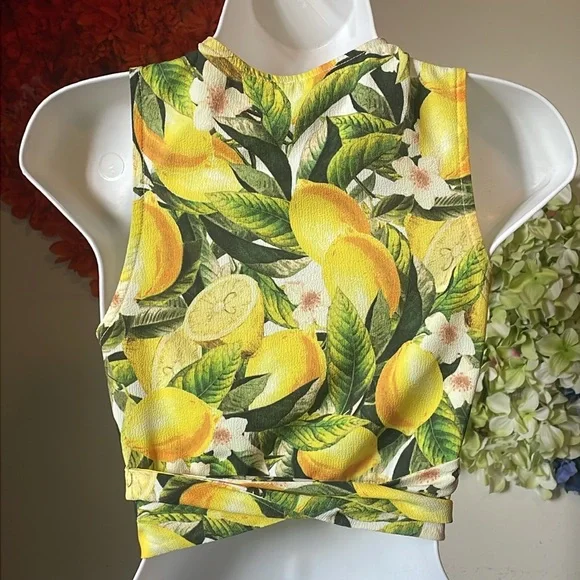 Show Me Your Mumu Citrus Stretch Conga
Top - Picture 7 of 11